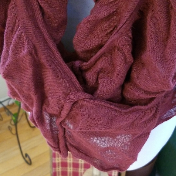 STRETCHY 😊 SCARF - Picture 3 of 6